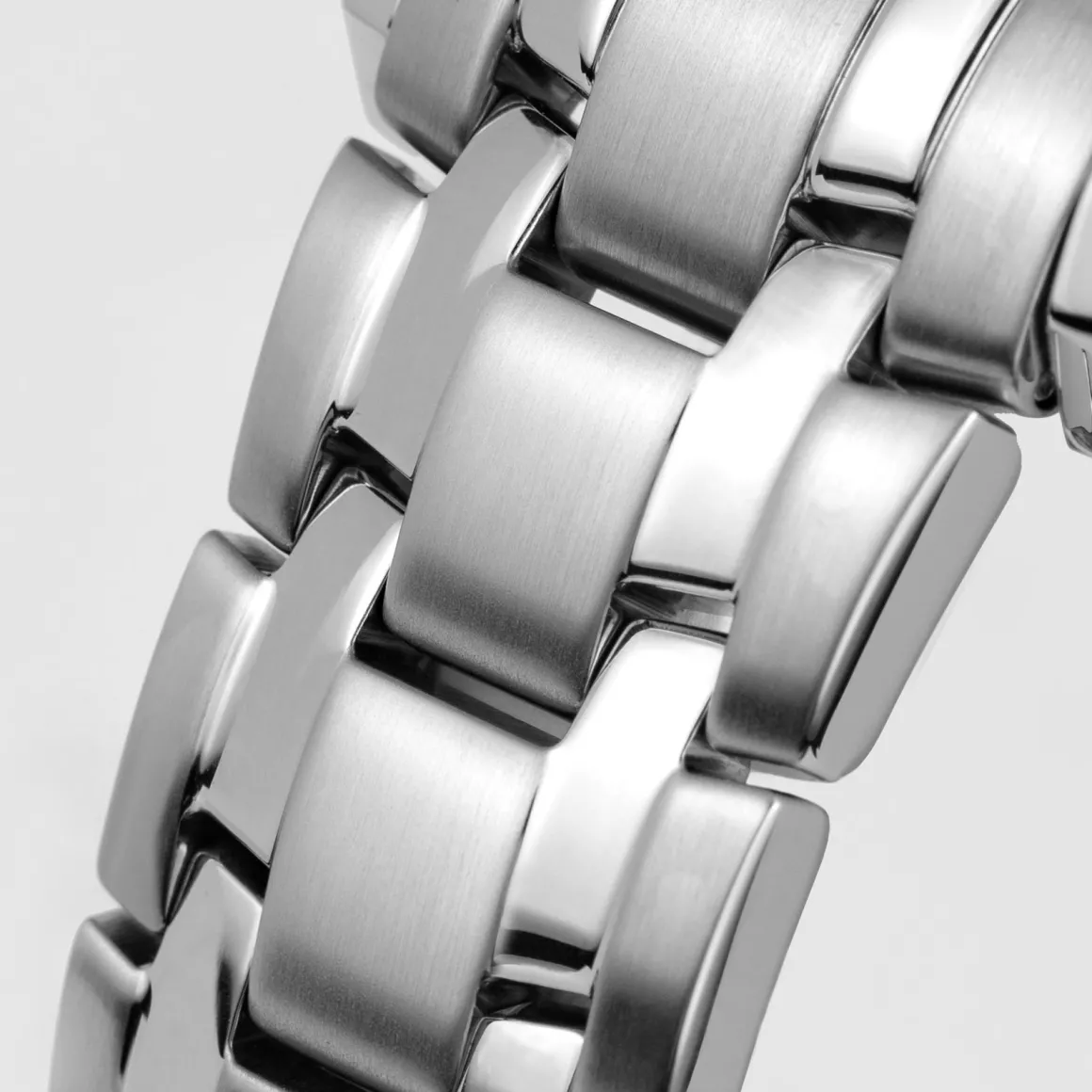 Jacques Lemans Liverpool 1-2117ZC Herrenuhr Ø 44,0mm Cheap